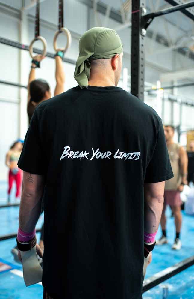 camiseta-negra-3