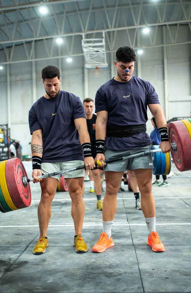 muñequeras-deportaivas-negras-competicion-crossfit3